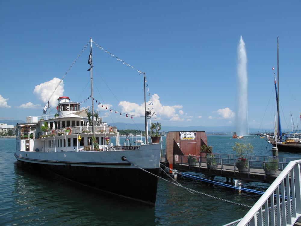 The quays of Geneva. 