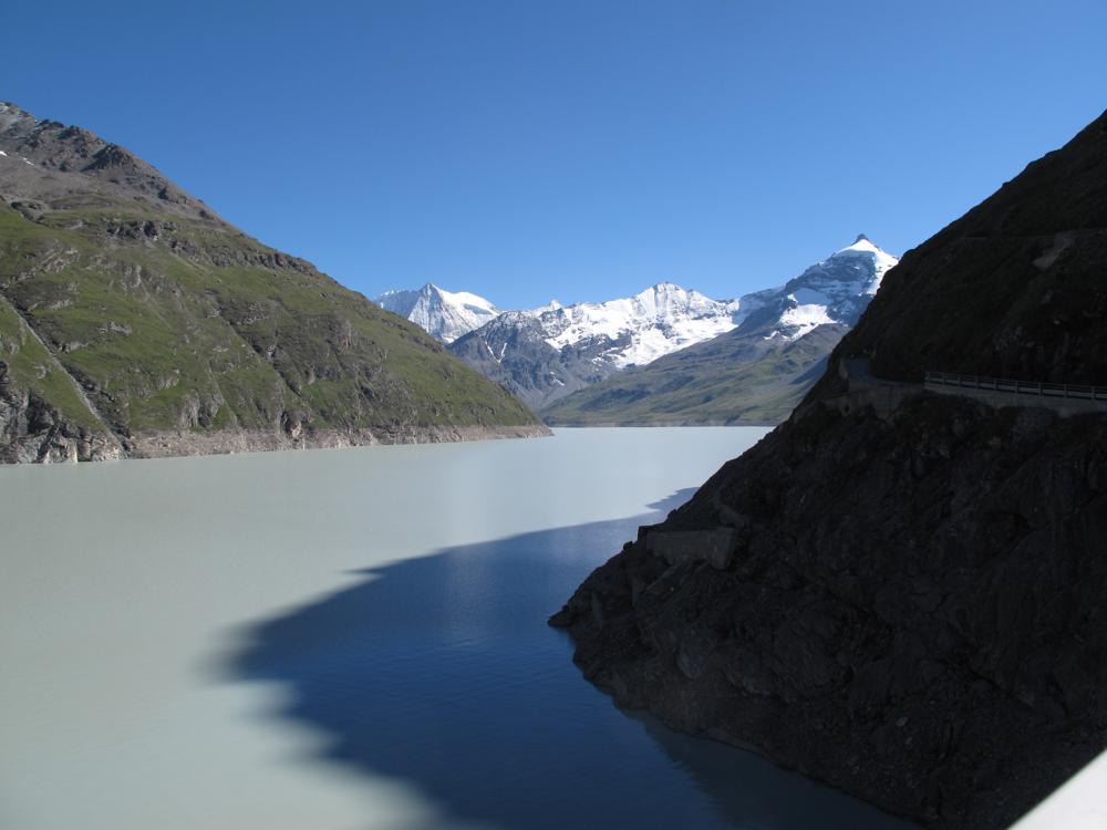 Le barrage de la Dixence et le lac des Dix 